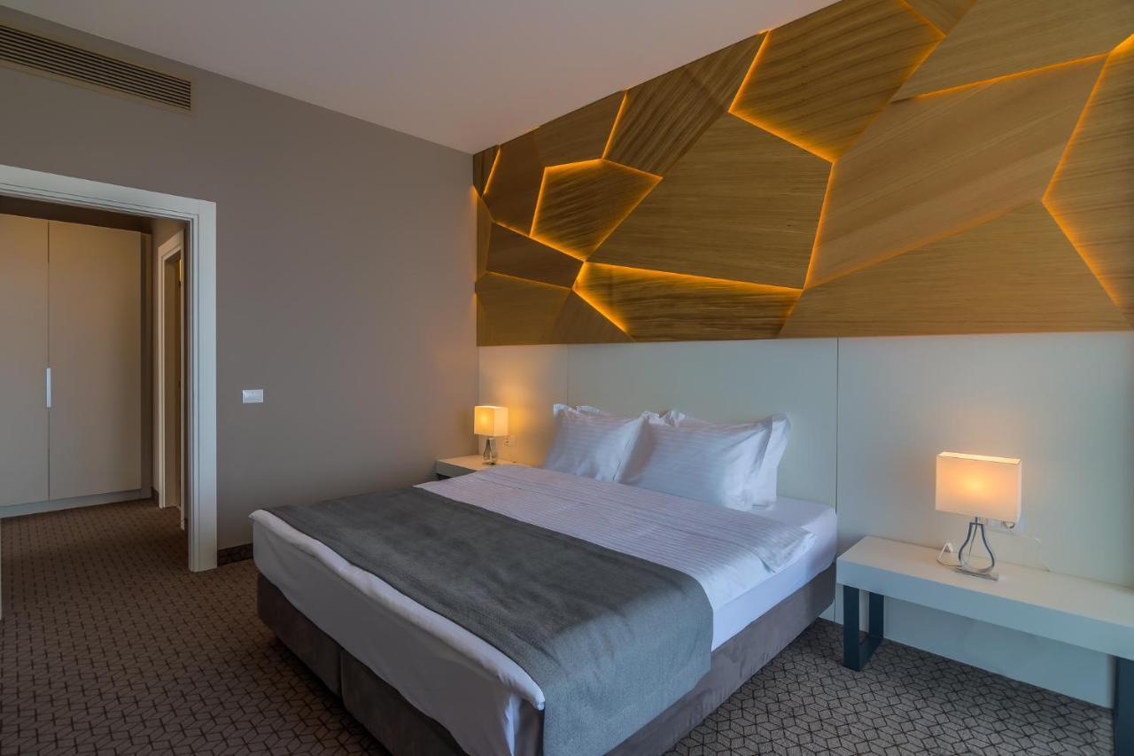 Nyota Hotel & Conference Center 마마이아 외부 사진