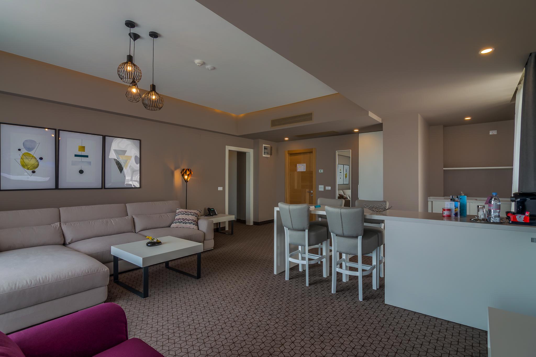 Nyota Hotel & Conference Center 마마이아 외부 사진