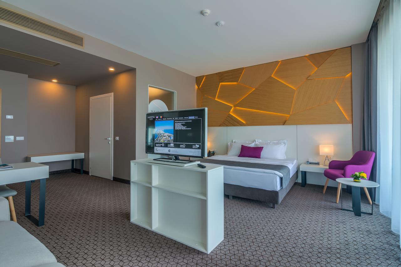 Nyota Hotel & Conference Center 마마이아 외부 사진